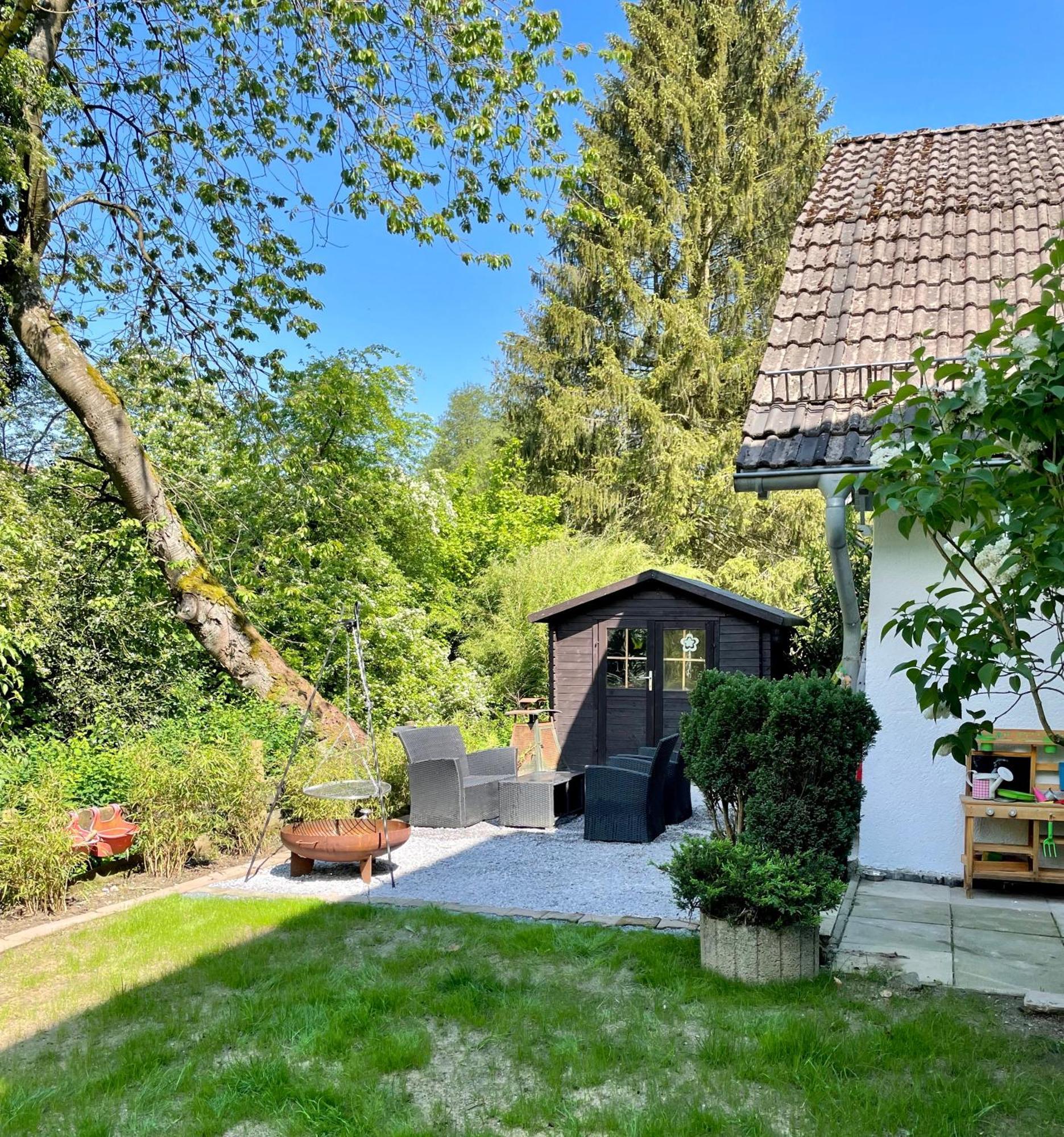 Ferien-monteur-wohnung Am Bach Im Gruenen Mit 3 Schlafzimmer * Hemer